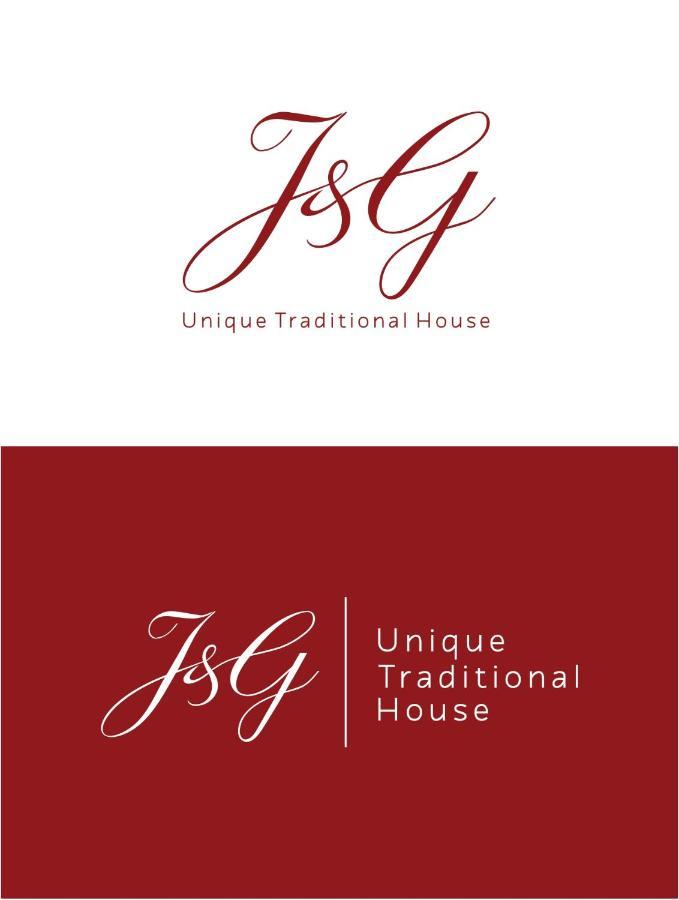 Unique Traditional House, Hosted By J&G Tirana Esterno foto
